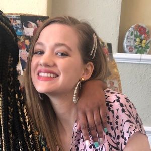 Meet your Posher, Sydney